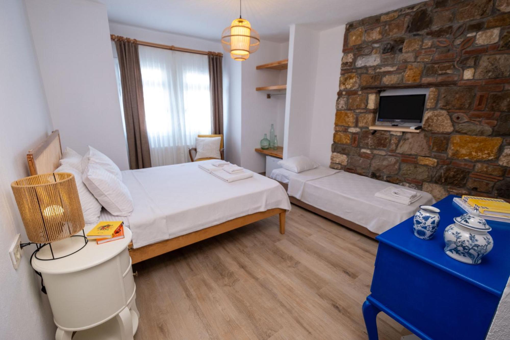 Posthane Hotel Бозджаада Екстер'єр фото