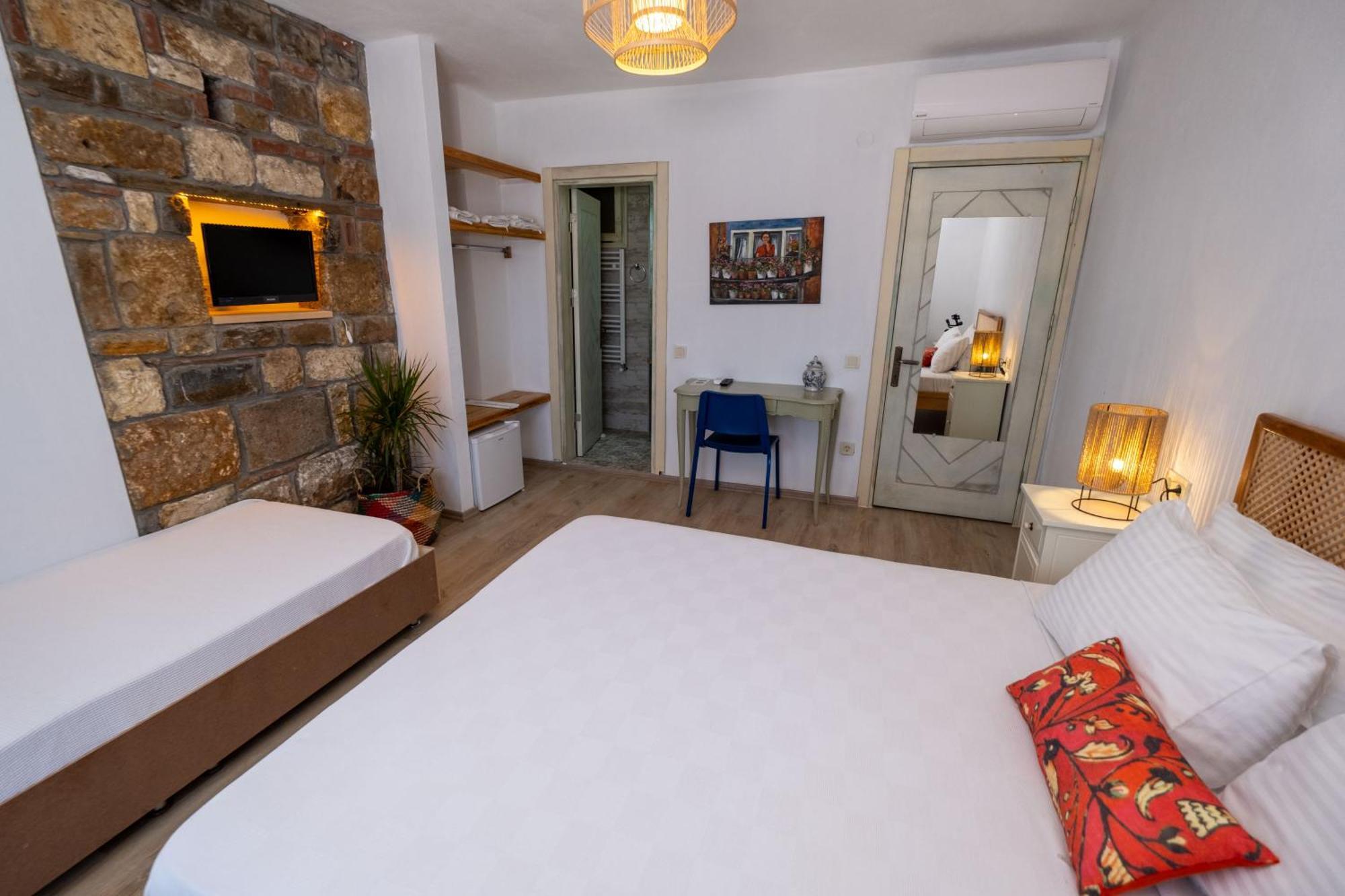 Posthane Hotel Бозджаада Екстер'єр фото
