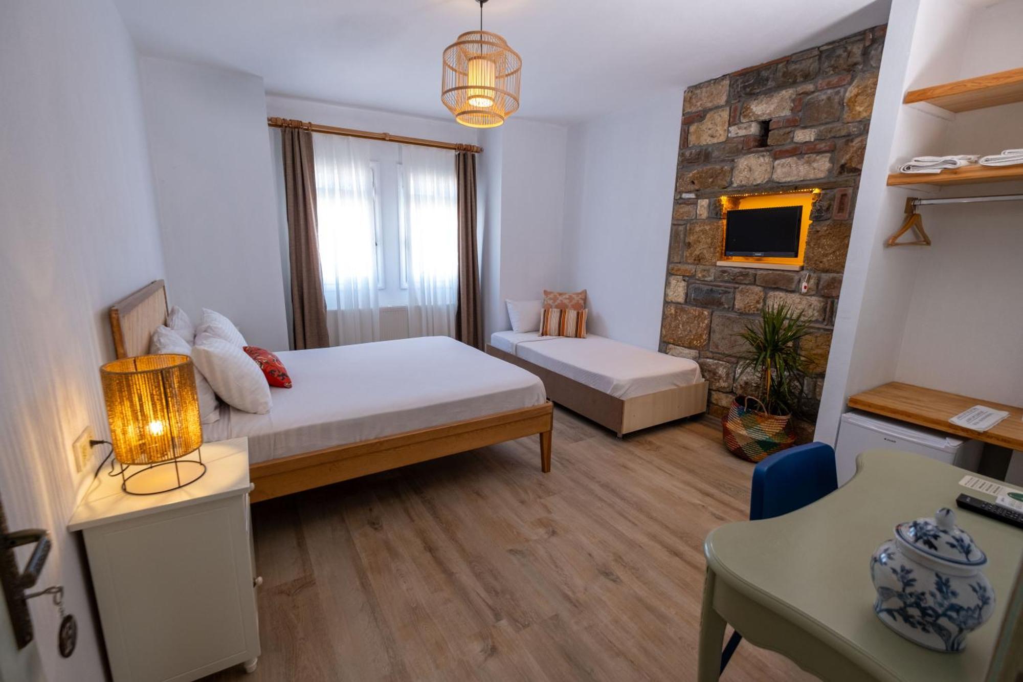 Posthane Hotel Бозджаада Екстер'єр фото