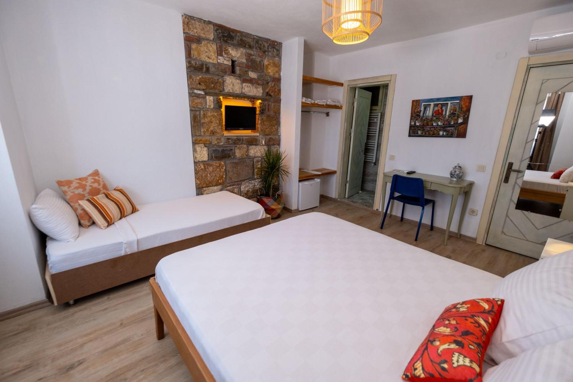 Posthane Hotel Бозджаада Екстер'єр фото