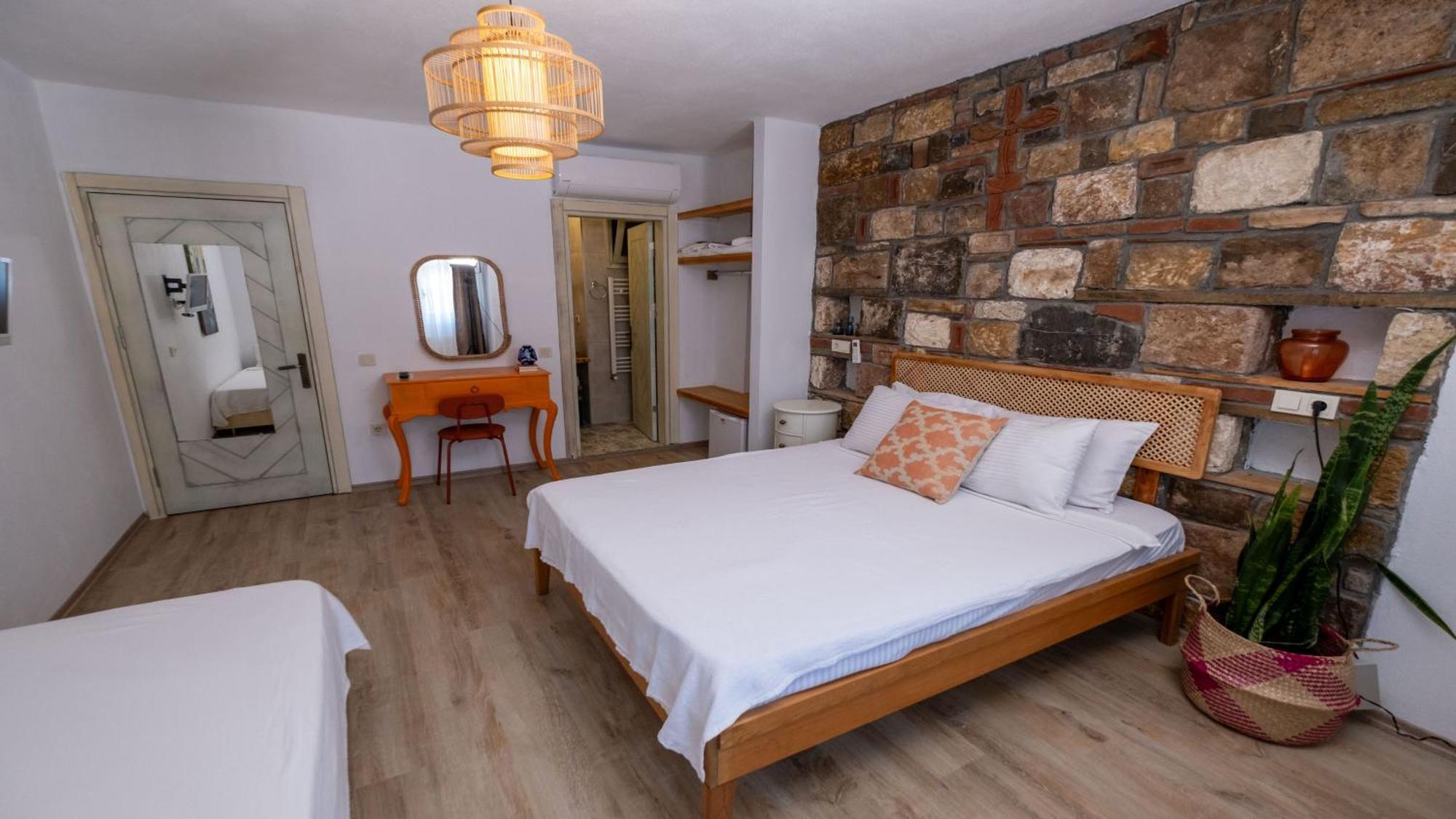 Posthane Hotel Бозджаада Екстер'єр фото