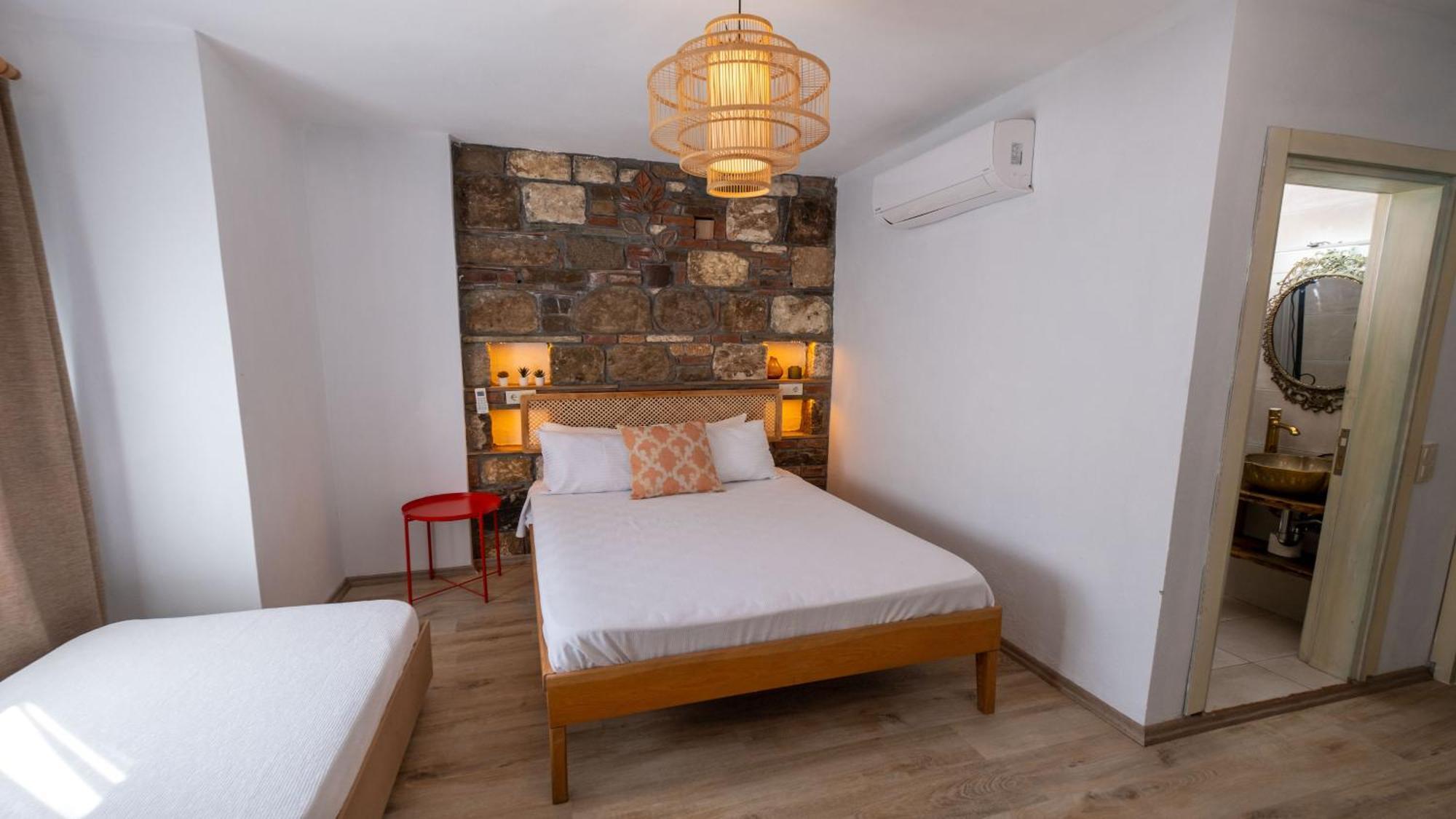 Posthane Hotel Бозджаада Екстер'єр фото